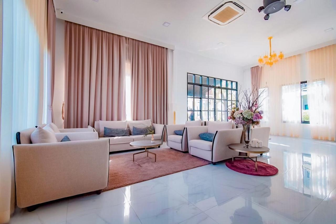 Phuengluang Riverside Hotel Chanthaburi Eksteriør billede