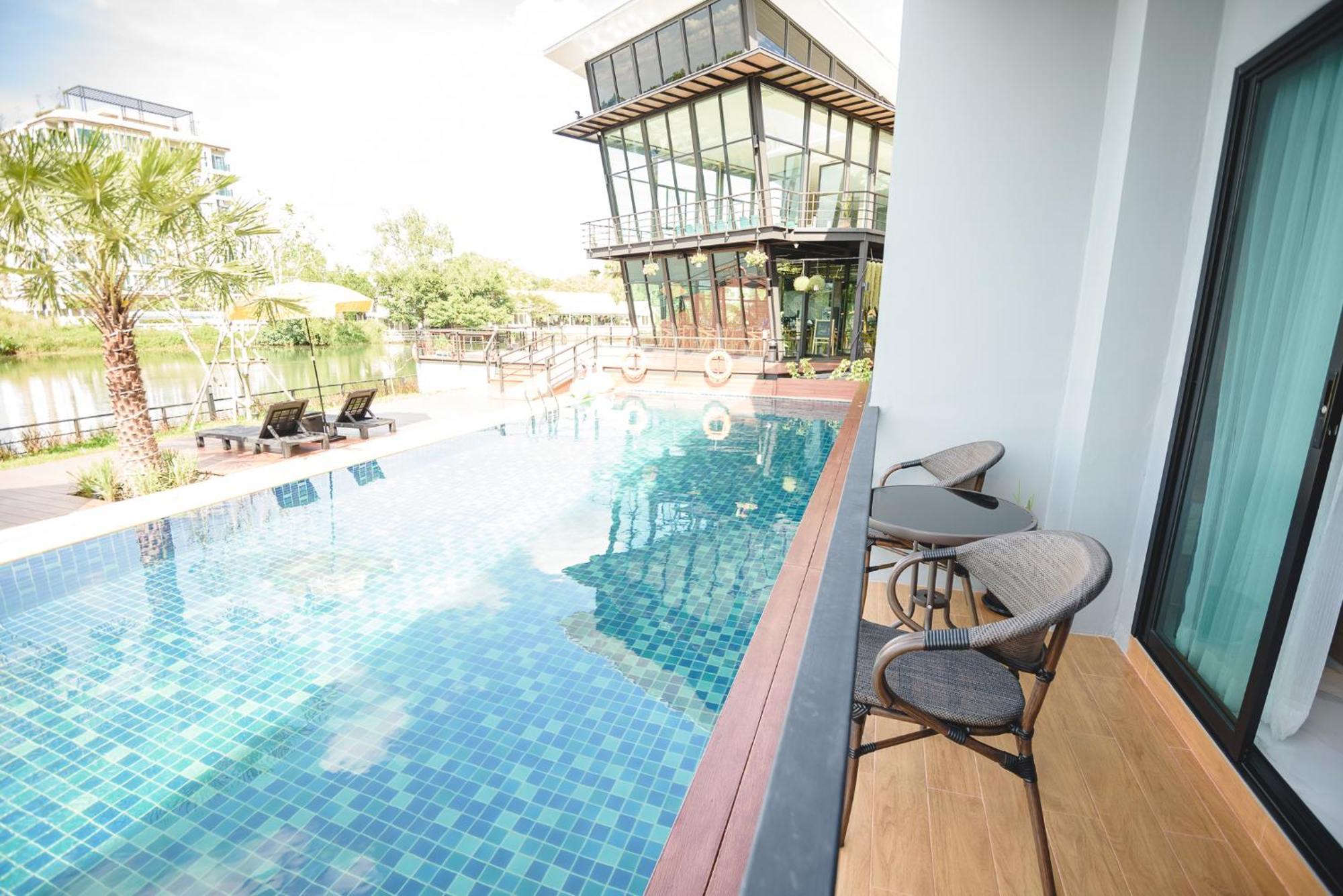 Phuengluang Riverside Hotel Chanthaburi Eksteriør billede