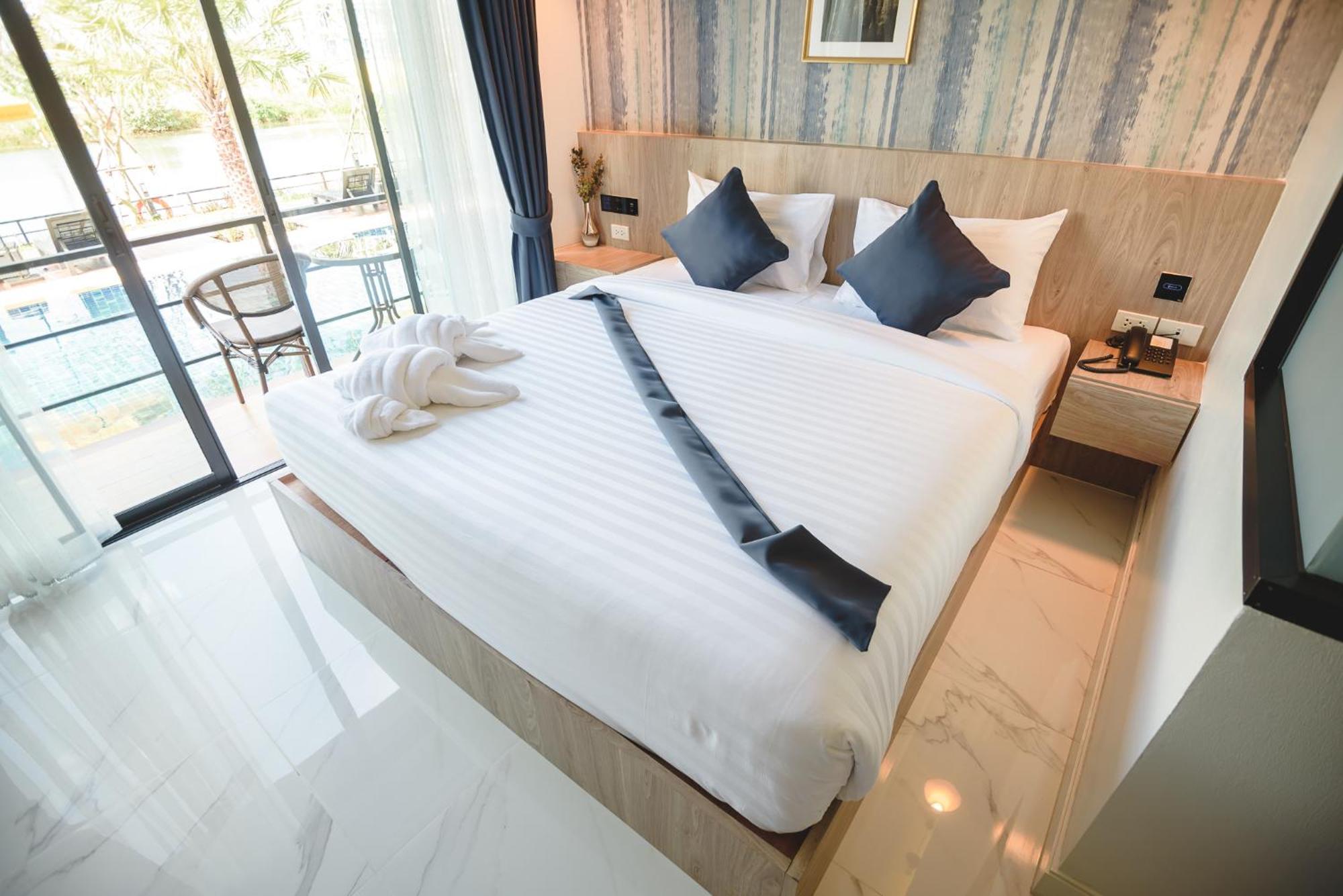 Phuengluang Riverside Hotel Chanthaburi Eksteriør billede