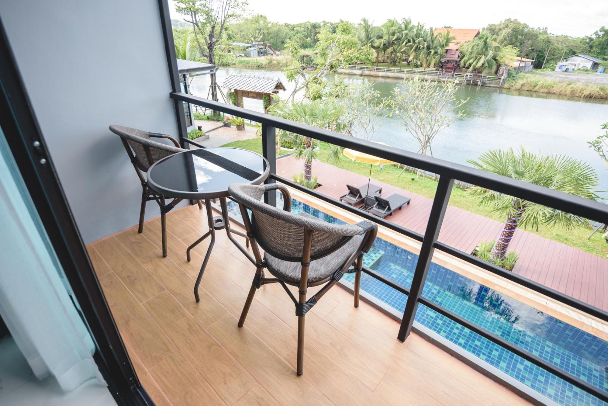 Phuengluang Riverside Hotel Chanthaburi Eksteriør billede